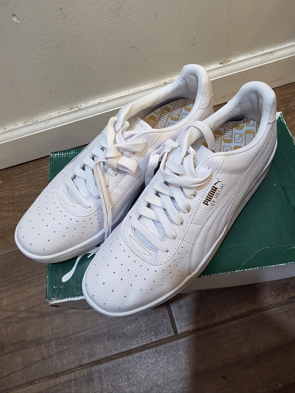 Puma White and Gold Low-Top Leather Sneakers
